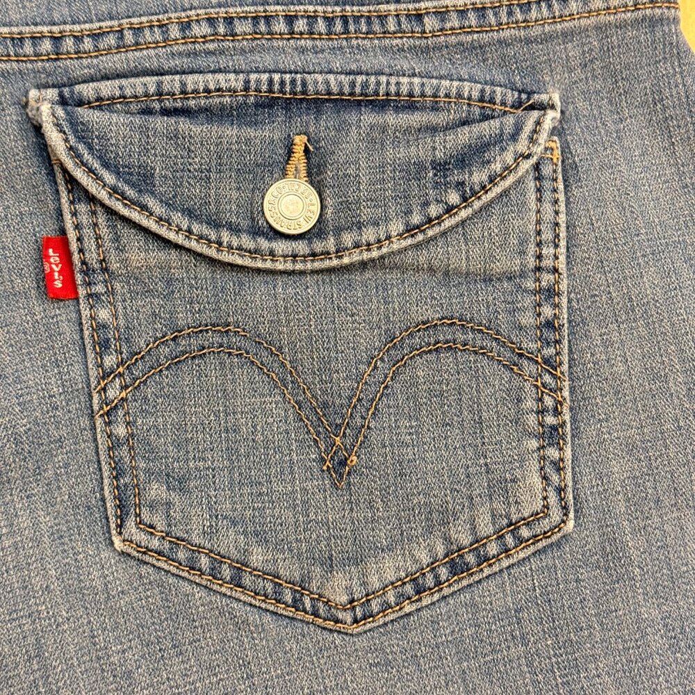 Levi's‎ 515 Women's Size 16 Blue Stretch Bermuda Jean Casual Shorts - Picture 8 of 8
